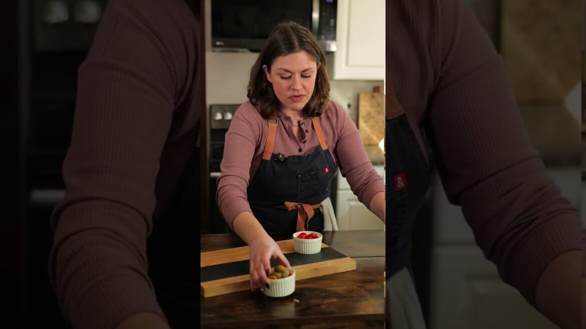 How to Build an Antipasto Platter (Easy Italian Appetizer Board!)