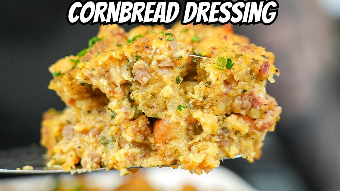Ultimate Cornbread Dressing for Thanksgiving
