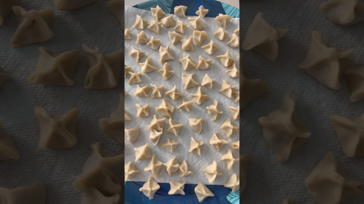 Kayseri Mantısı | Turkish Kayseri-Style Dumplings (Manti)