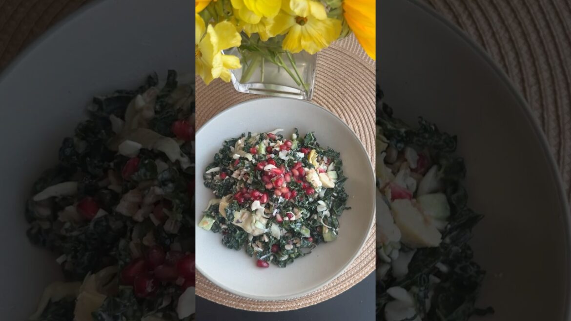 Kale and farro harvest salad #lunchideas