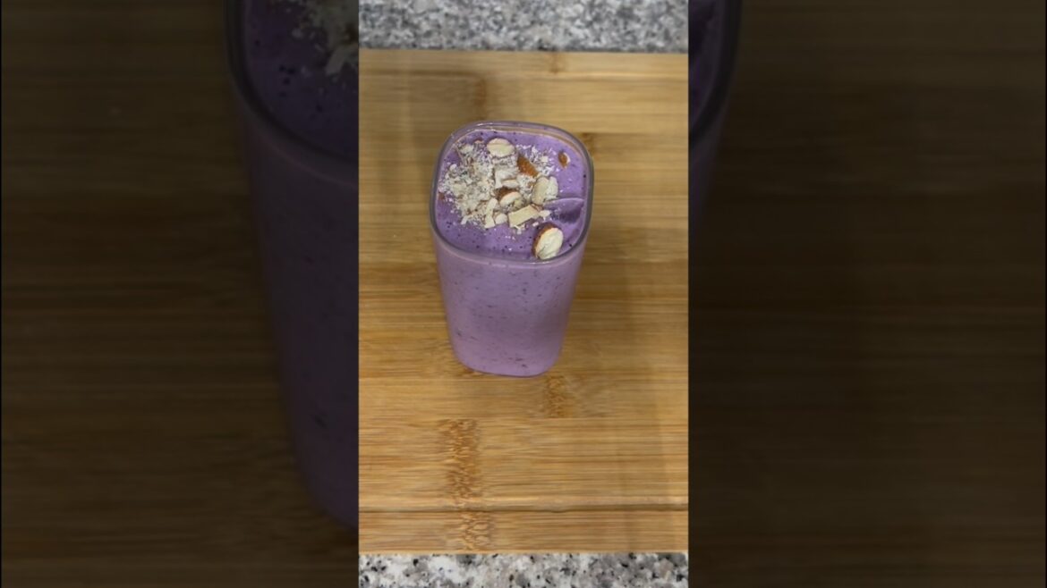 Healthy Blueberry Oats Smoothie  #shorts #asmr #recipe #cooking #smoothie #yt