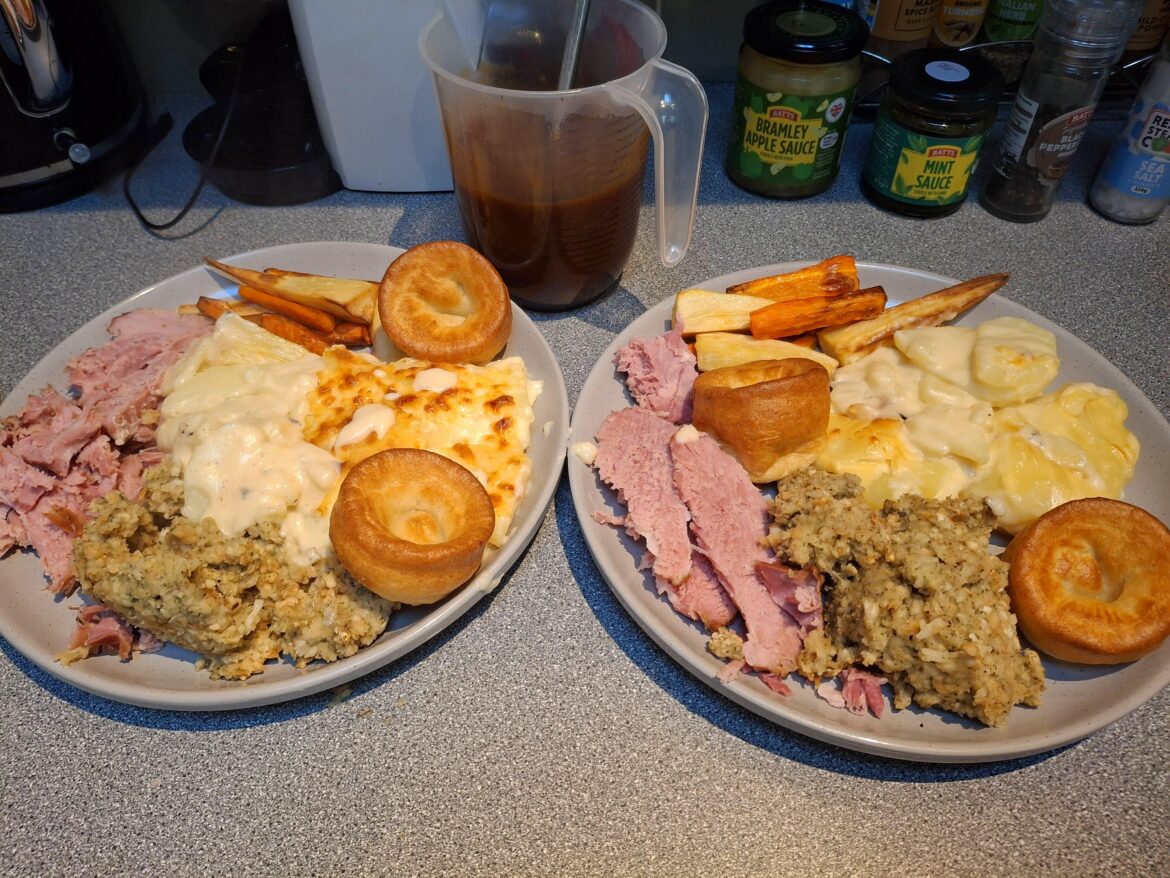 Gammon slow cooked in pepsi, dauphinouis potatoes and other stuff. Gravy added after the pic !