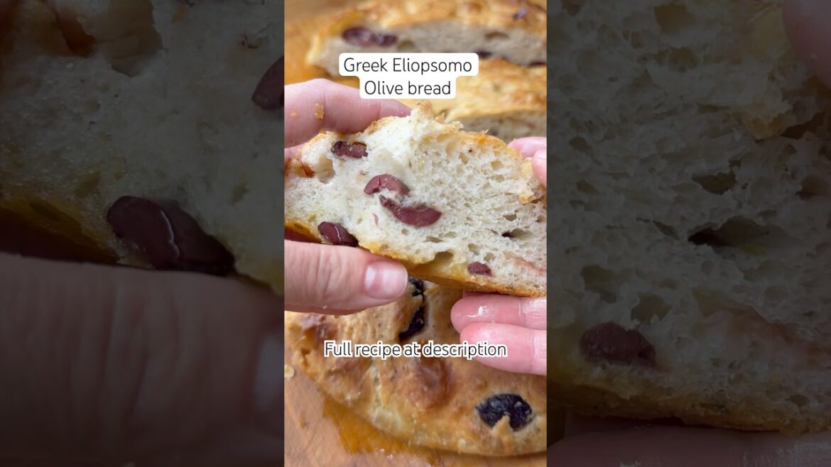 Greek traditional Eliopsomo, Greek olive bread/ ελιοψωμο χωρίς ζύμωμα