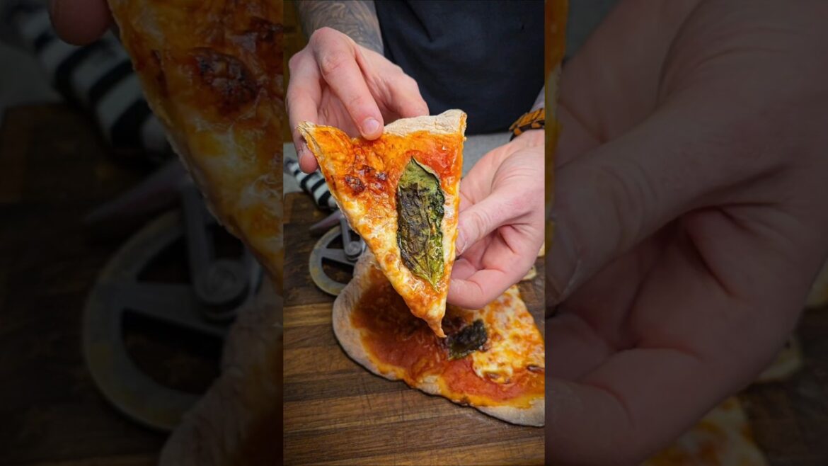 Neapolitan Pizza Margherita #pizza #neapolitanpizza #margheritapizza #homemadepizza #pizzalover Neapolitan Pizza Margherita #pizza #neapolitanpizza #margheritapizza #homemadepizza #pizzalover