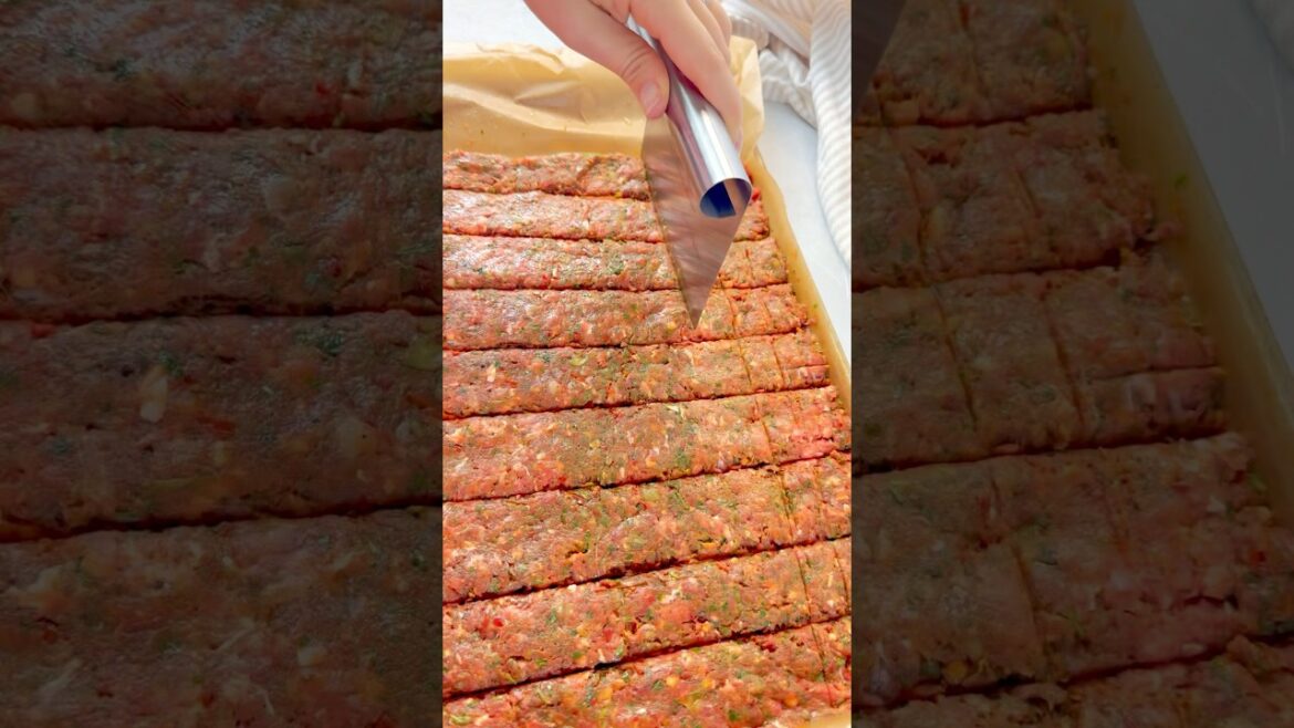 Sheet pan Kabobs in 15 minutes! #mealprepideas #sheetpandinner #kabobs Sheet pan Kabobs in 15 minutes! #mealprepideas #sheetpandinner #kabobs