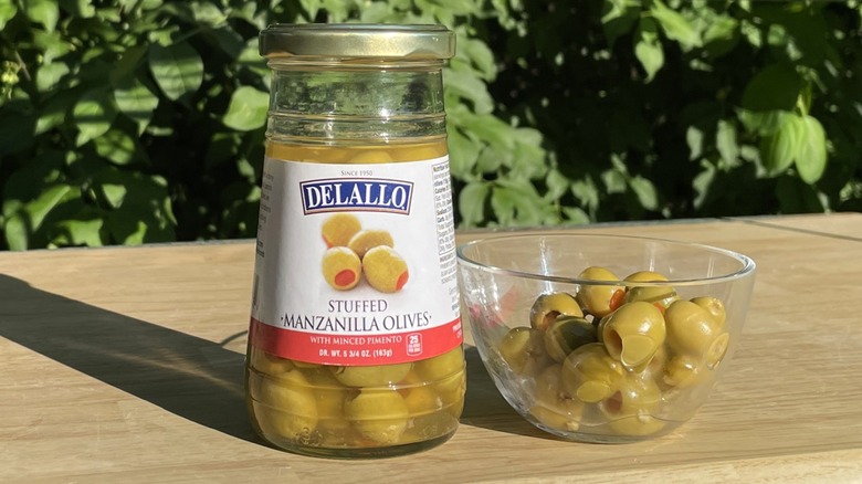 DeLallo Manzanilla Olives