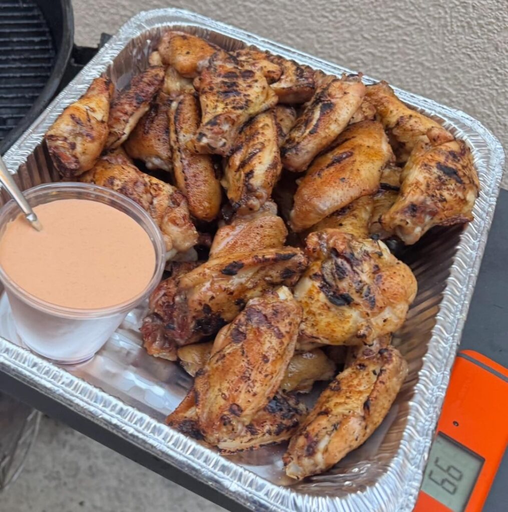 Applewood vortex wings with chipotle ranch