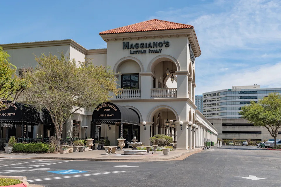 Maggiano's Little Italy