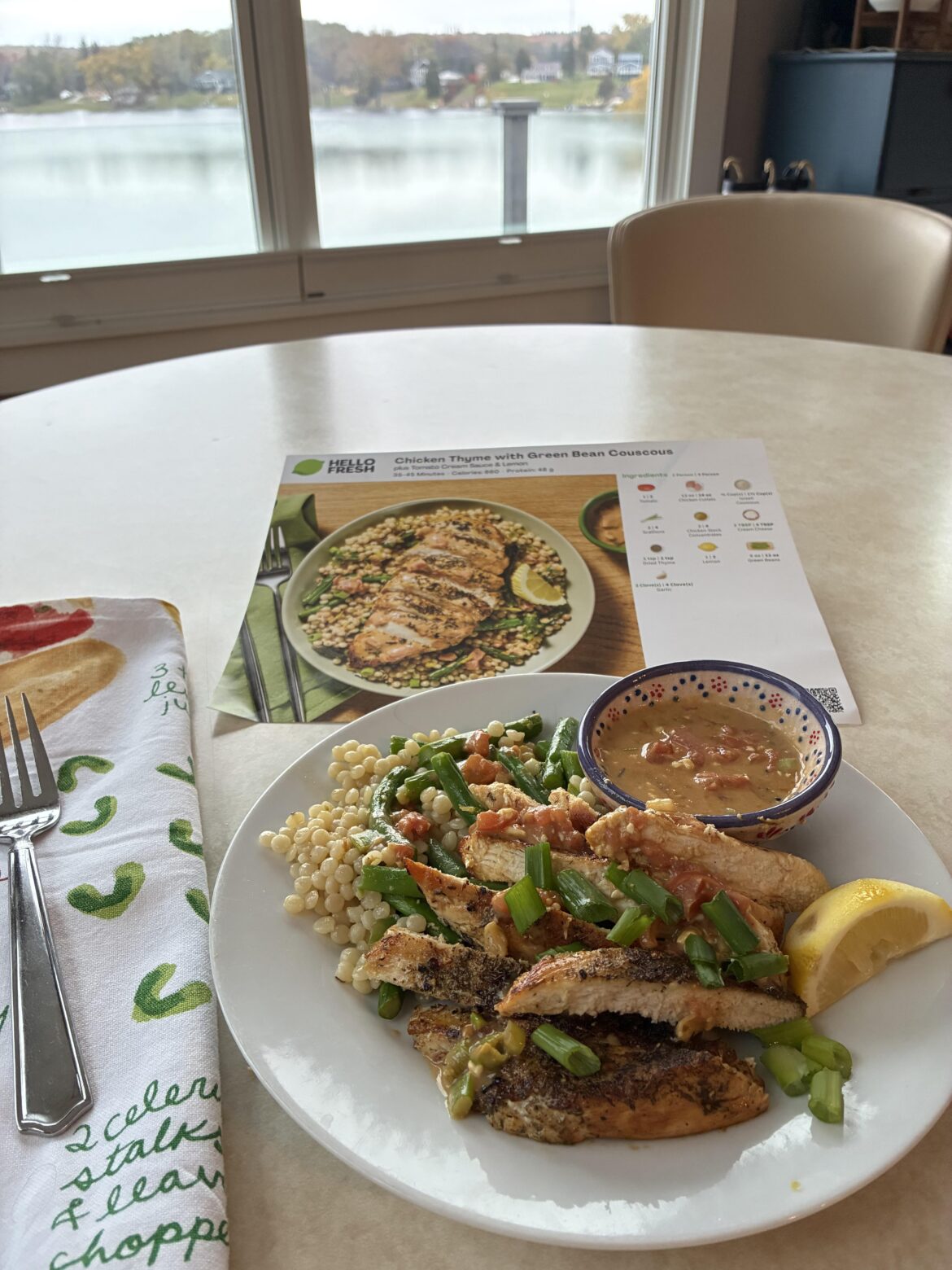 Thyme Chicken with lemon coccus and green beans.