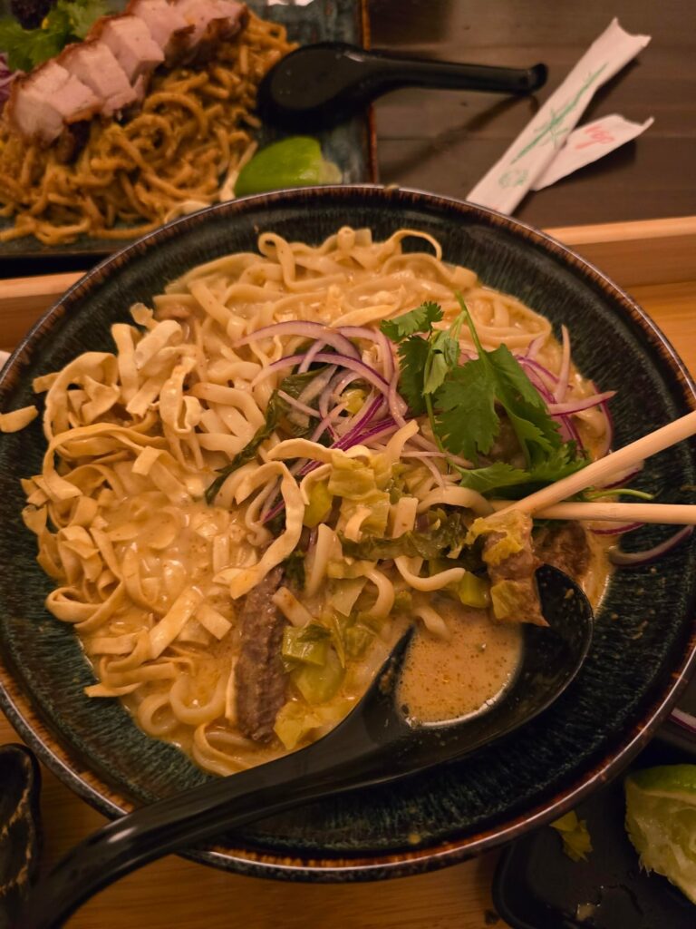 Saoha Khao Soi opened their restaurant Saoha Khao Soi opened their restaurant