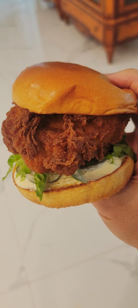 Crispy chicken sandwich