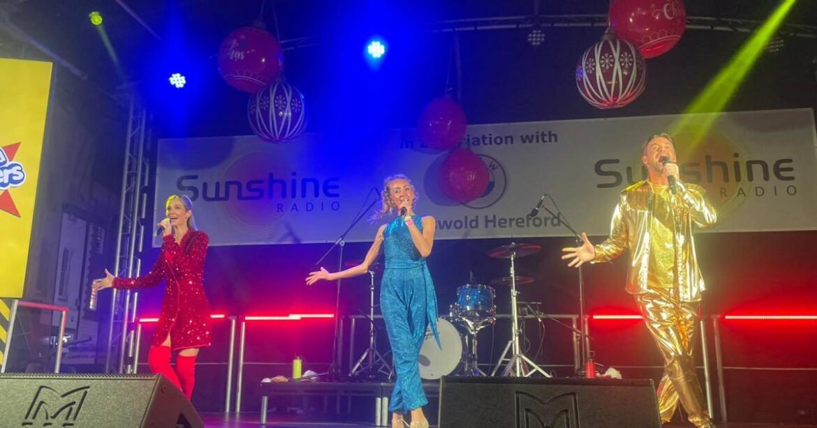 Fast Food Rockers sing at Hereford Christmas lights event Fast Food Rockers sing at Hereford Christmas lights event