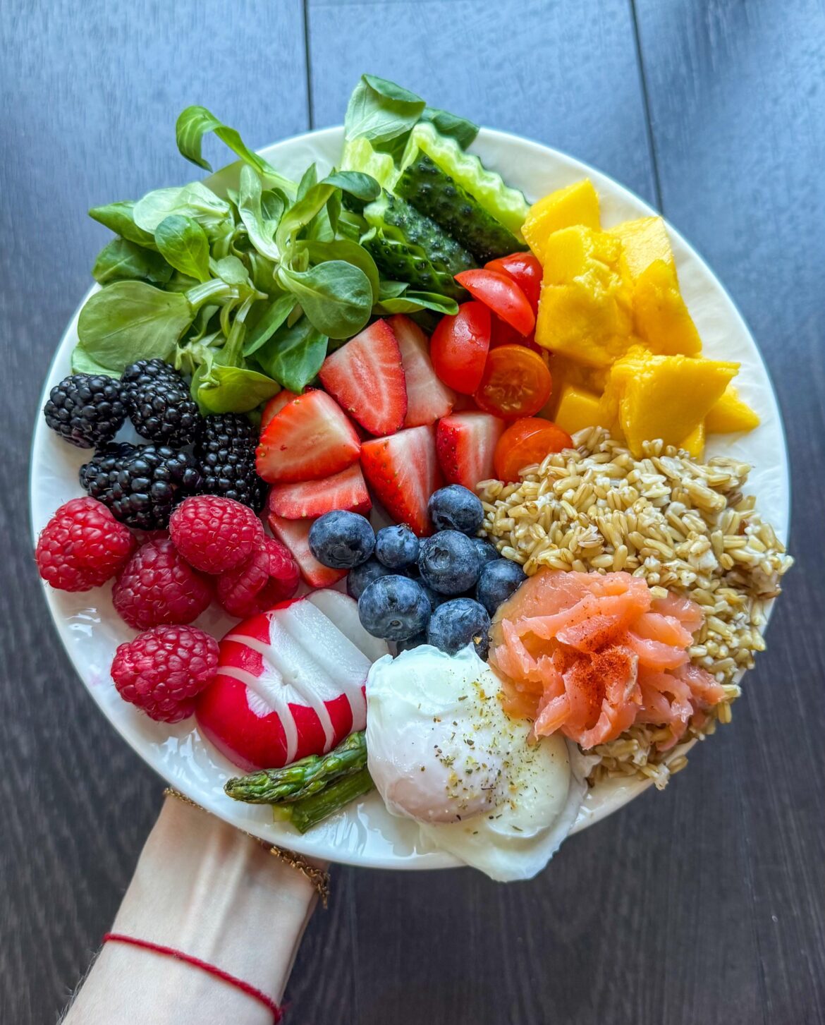 Whole-grain oats for breakfast