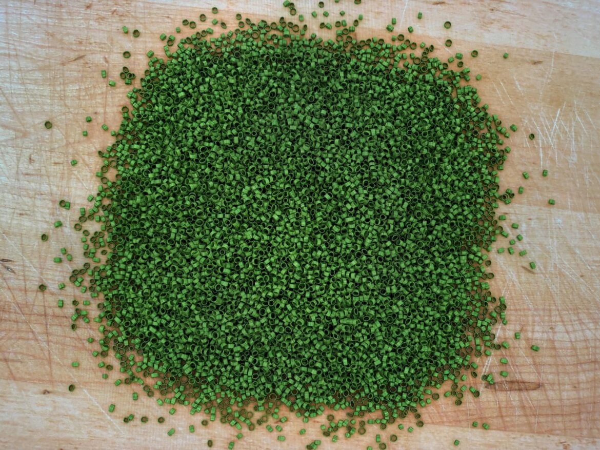 I don’t get what’s so hard about cutting chives? I don't get what's so hard about cutting chives?