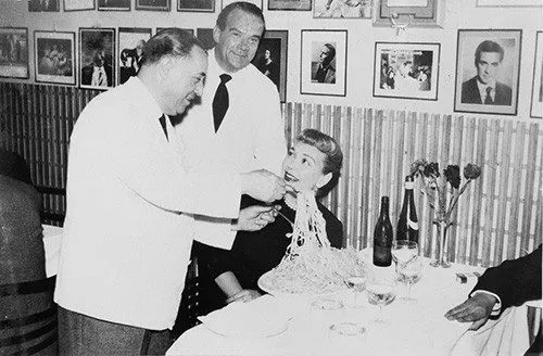 Alfredo alla Scrofa fettuccine pasta