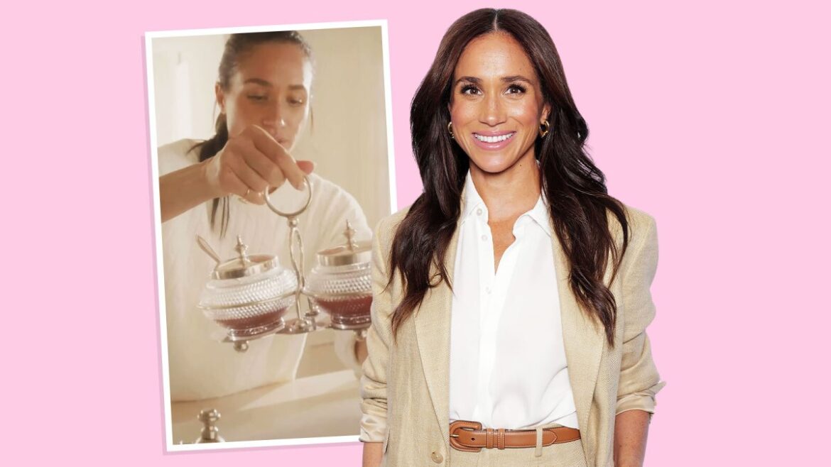 Meghan’s getting ideas above her (yoghurt parfait) station Meghan’s getting ideas above her (yoghurt parfait) station