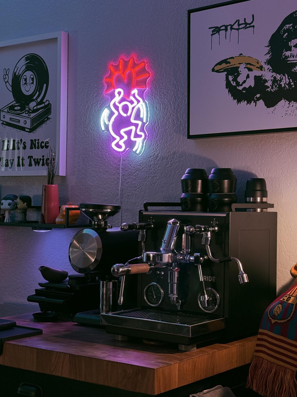 Worst part about traveling for Thanksgiving is having to leave my setup at home…