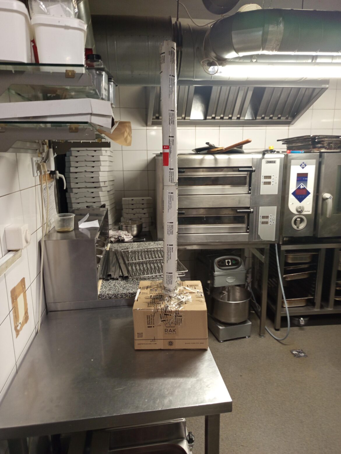 This is how my new pizza oven brush got delivered and I can't stop thinking about it.