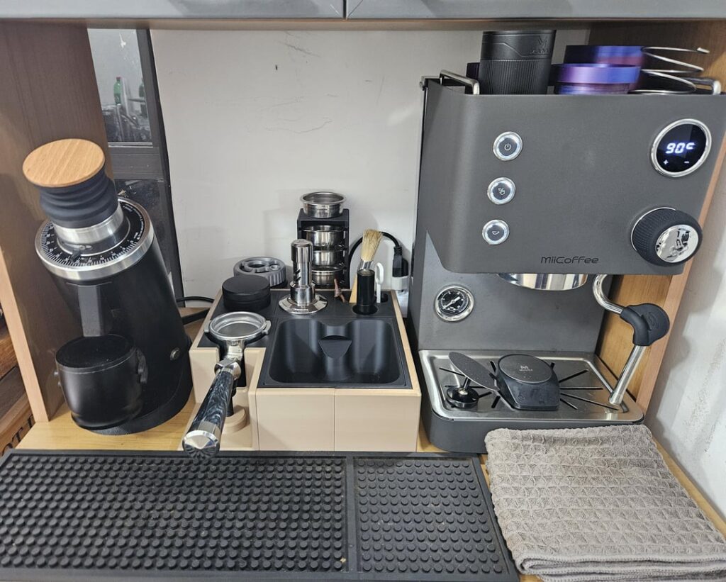 My setup is finally complete! My setup is finally complete!