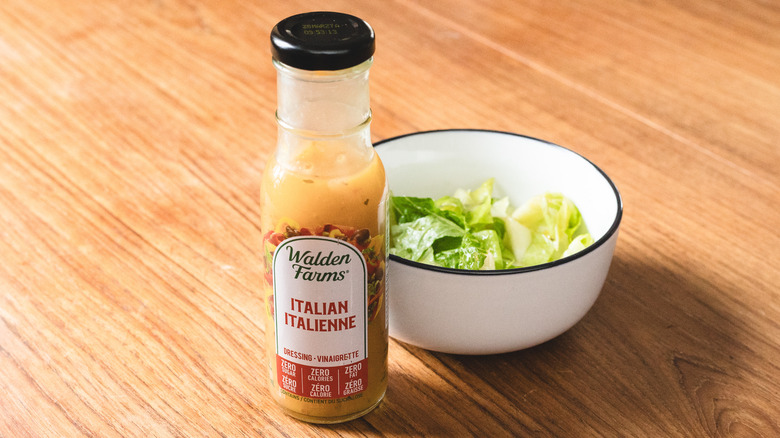 Walden farms italian dressing with lettuce bowl