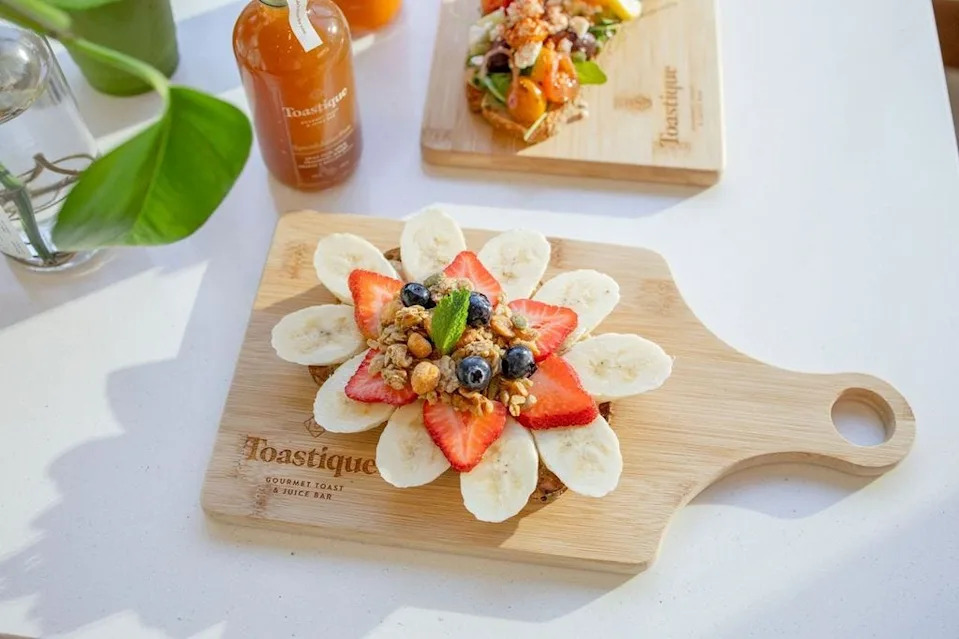 Toastique, a nationwide gourmet toast and juice concept spot is opening its first Michigan location in Ann Arbor.