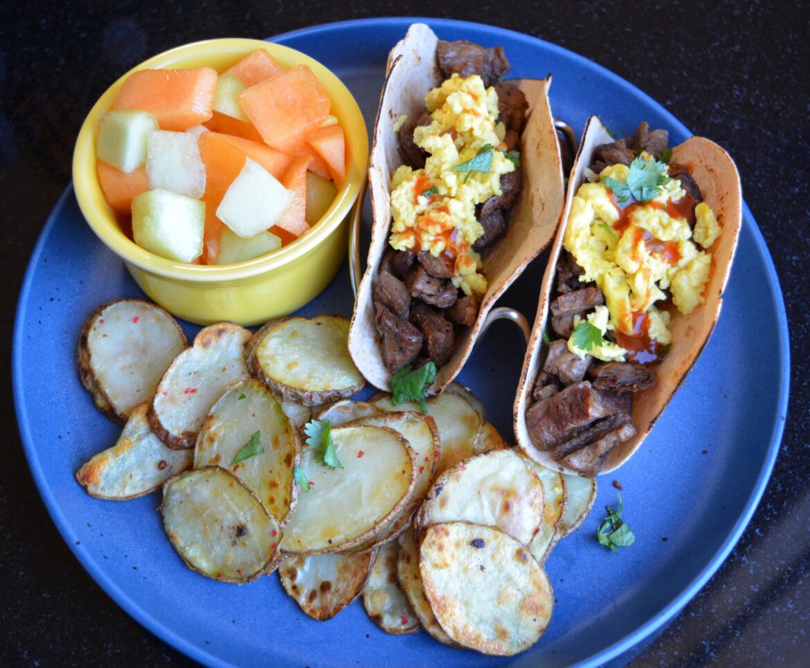 Yesterday's brunch (558 cal, 48 g protein): breakfast tacos with chimichurri Beyond Steak and 'egg' with pan fried potatoes. Side of melon.