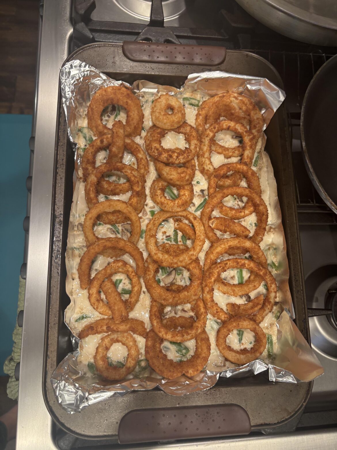 Why haven’t I been doing this the whole time? (Green bean casserole with onion rings)