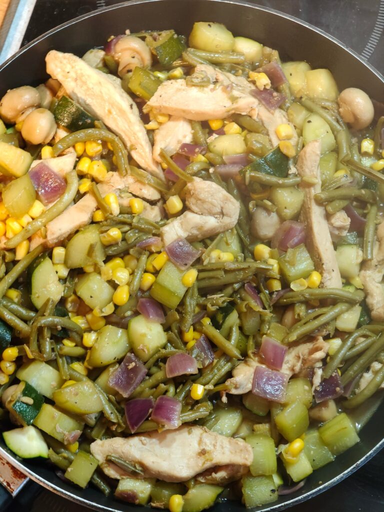 933kcal, two meals for me