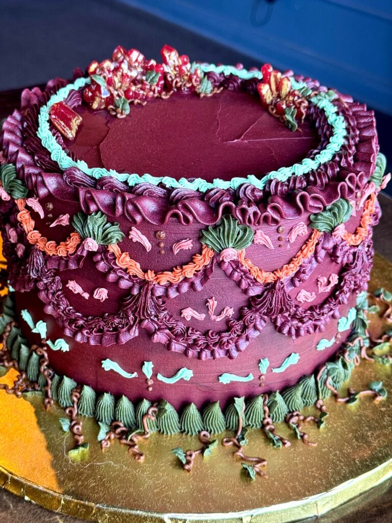 A really cool cake I made for a friend’s birthday! I’m practicing vintage piping more and more and really starting to love it