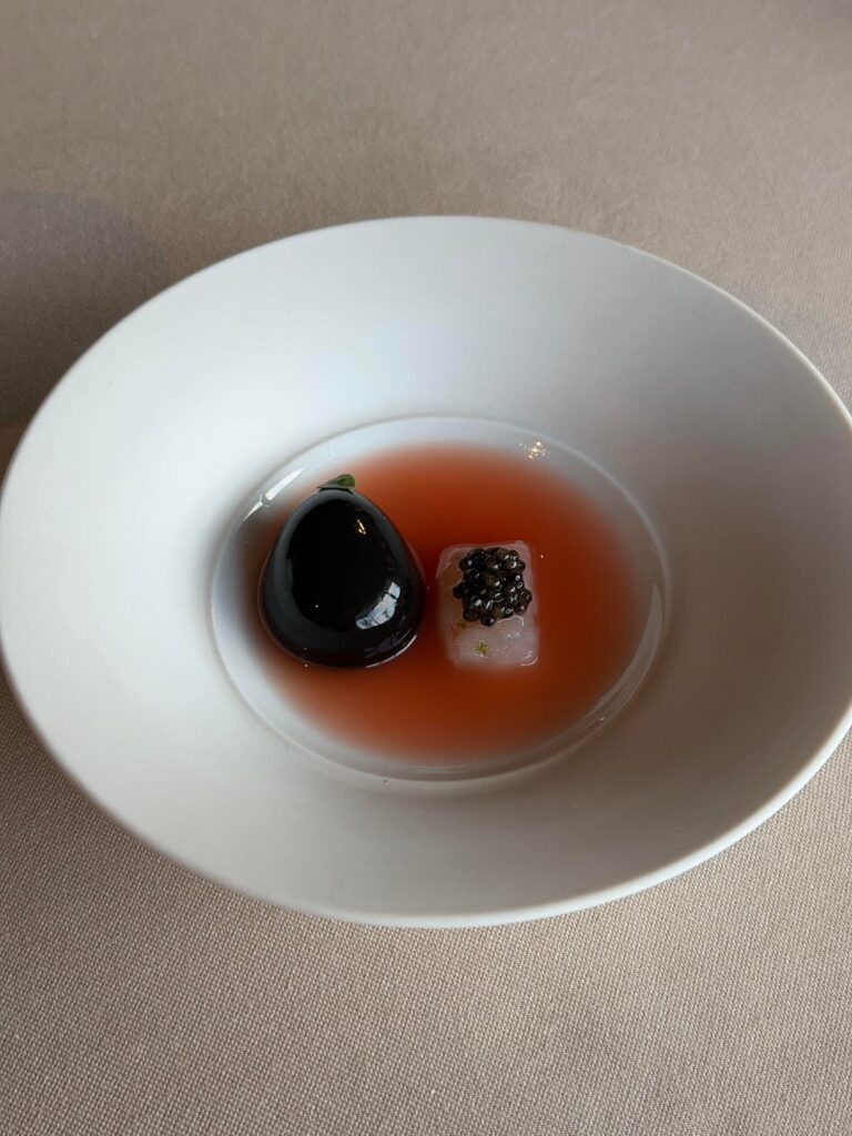 Enrico Bartolini Al Mudec (*) Milan Enrico Bartolini Al Mudec (***) Milan