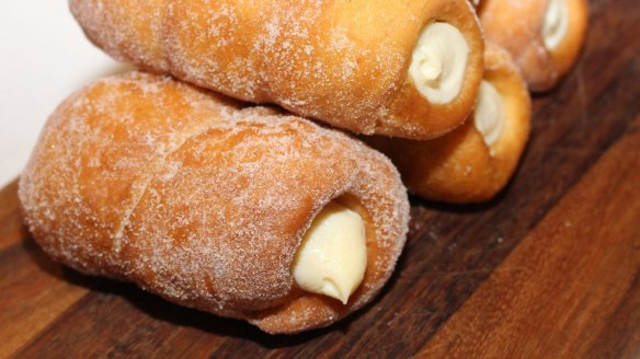 Zuccherati custard pastries at  Little Frankie's.