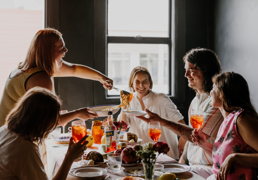 Hosting an Italian-Themed Dinner Party with Pasta Club Hosting an Italian-Themed Dinner Party with Pasta Club