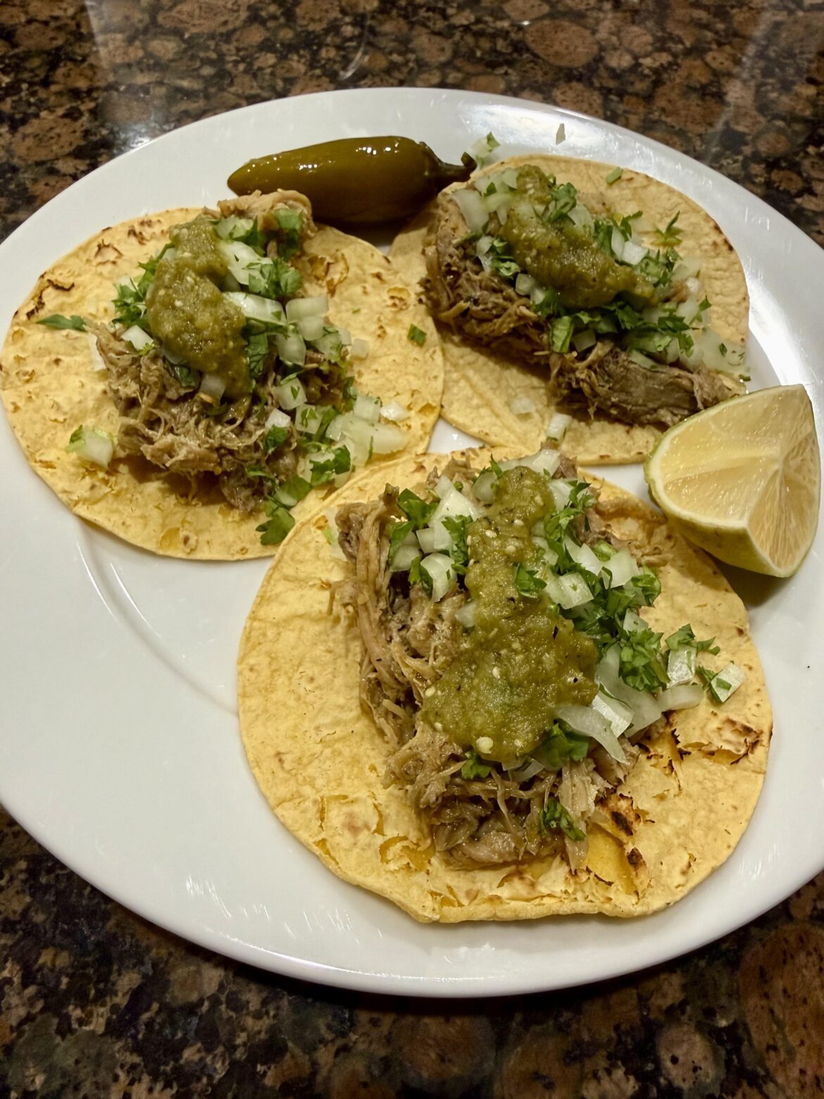 Pork chile verde tacos 😋