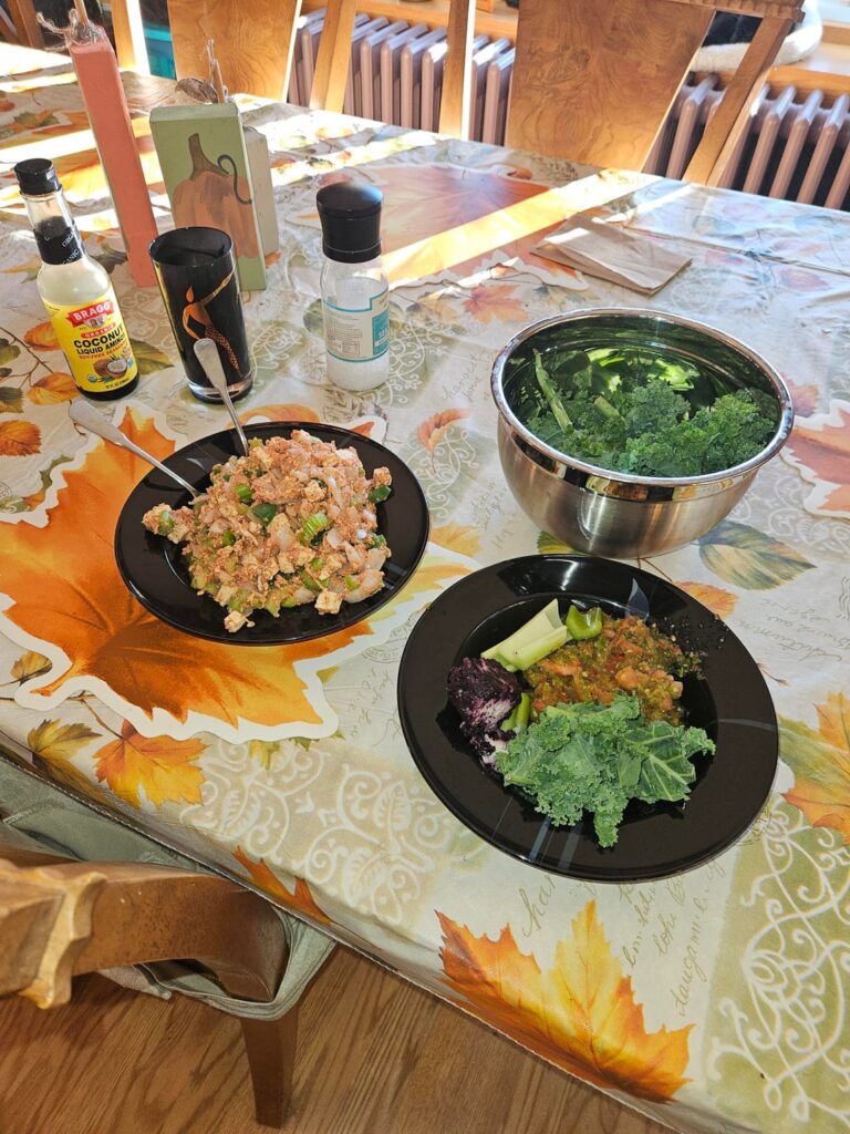 Kale salad w/pico and a veggie stir w/ tofu 760 calories