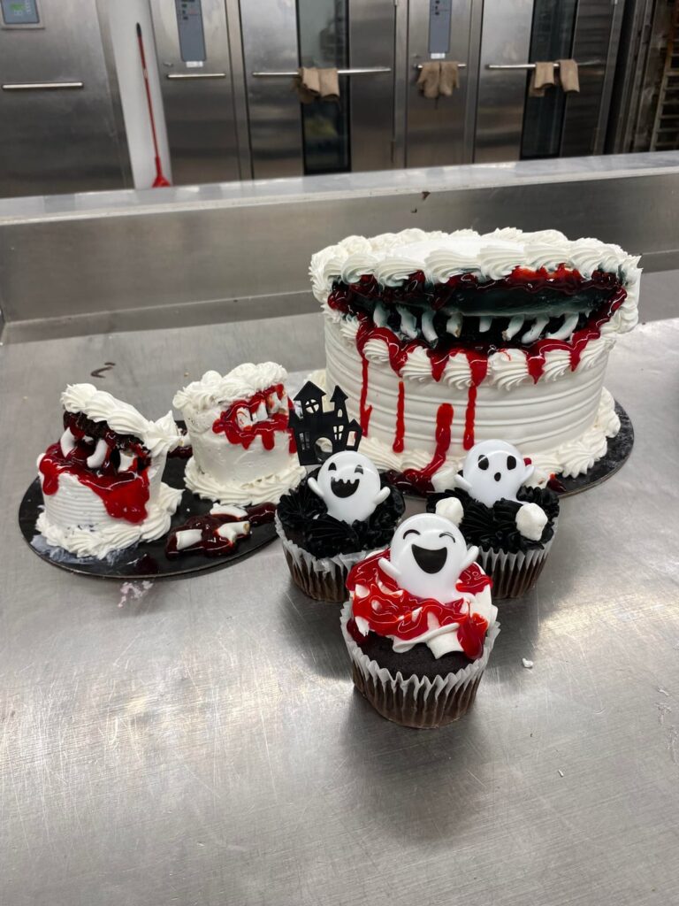 My Favourite Halloween Cakes I Did At Work This Year