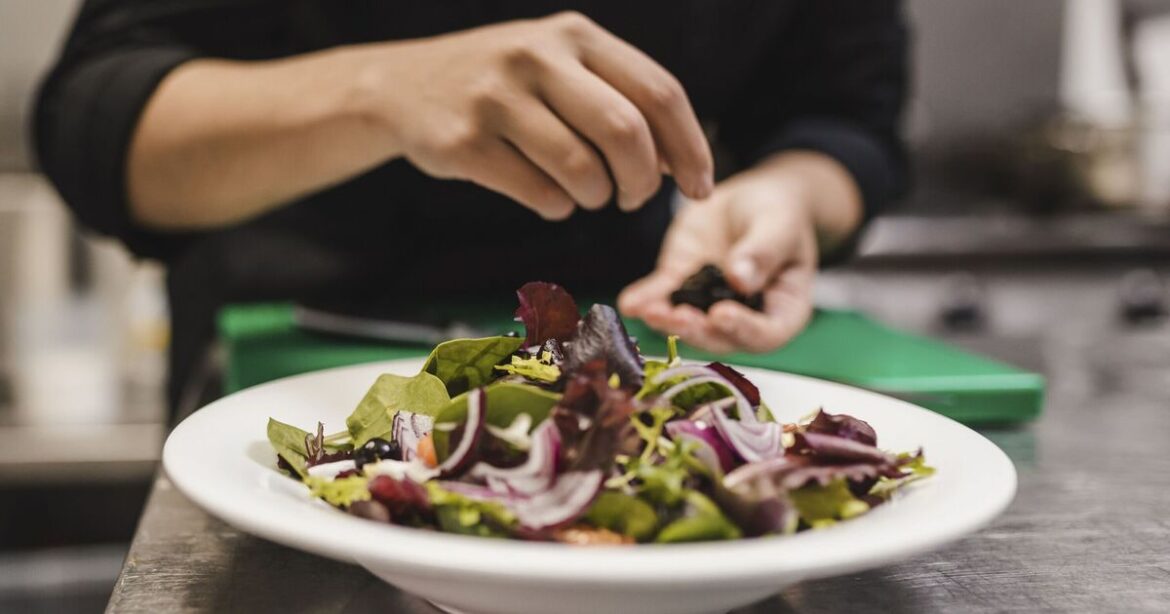 Eating one of the ‘healthiest foods on earth’ to live longer Eating one of the 'healthiest foods on earth' to live longer