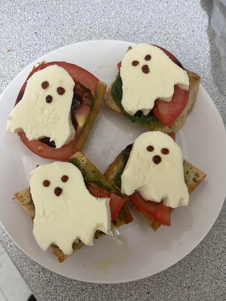 Halloween themed dinner (+ dessert!)