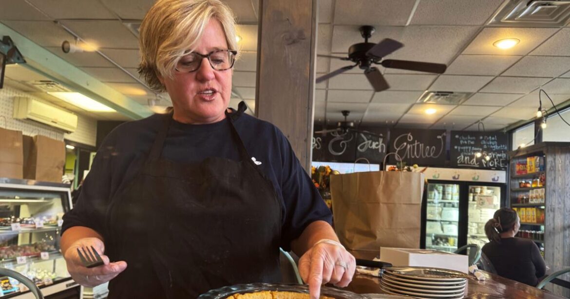 Sweet potato or pumpkin? The Thanksgiving pie debate | News