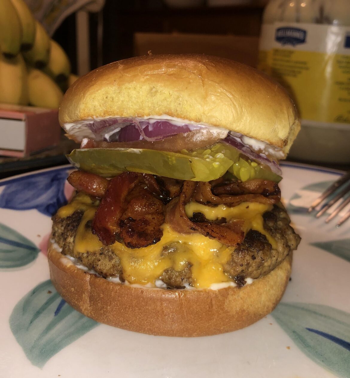 I wish I had this burger right now