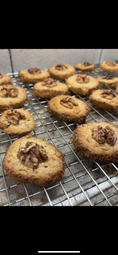 Salted walnut Shortbread Cookies