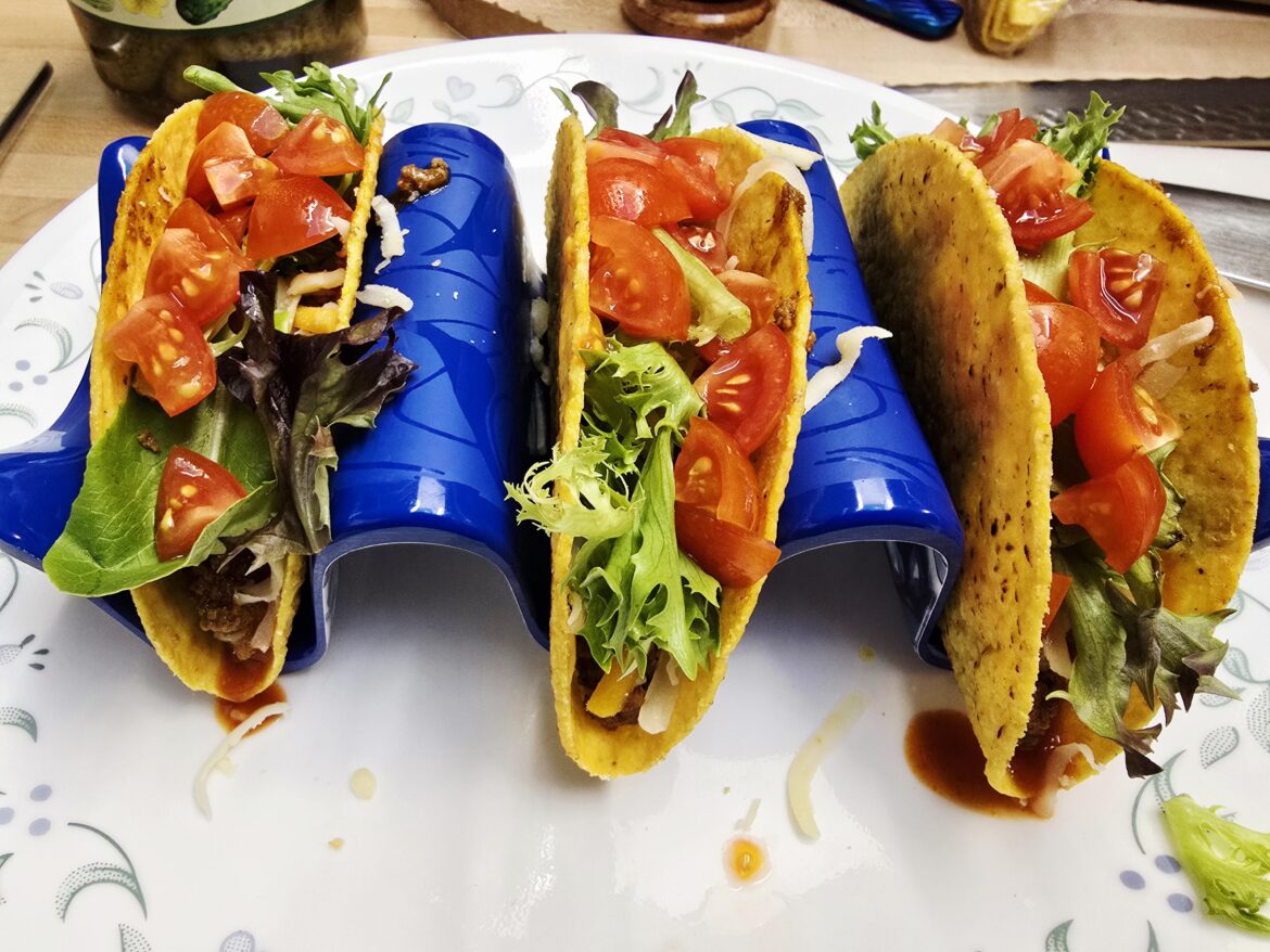 Ground beef crispy tacos because you can't stop me