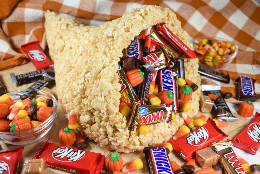 Thanksgiving Krispie Treat Cornucopia