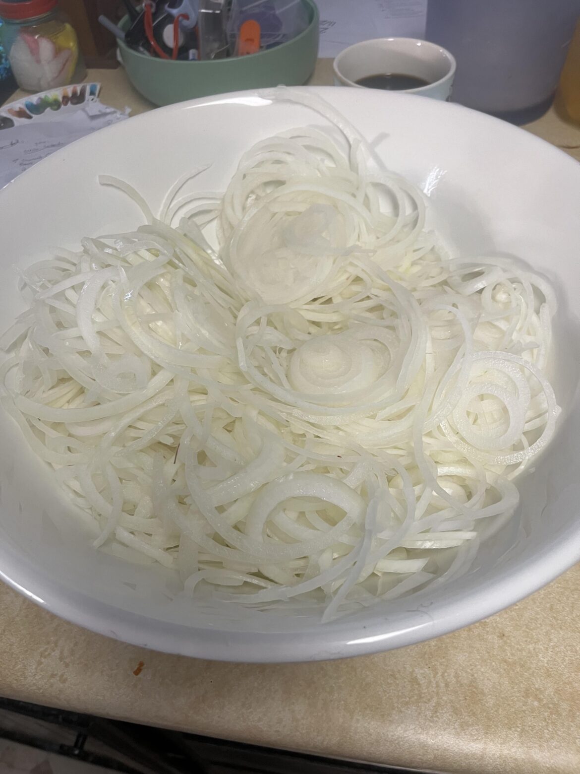 Cut onions make kids in house cry