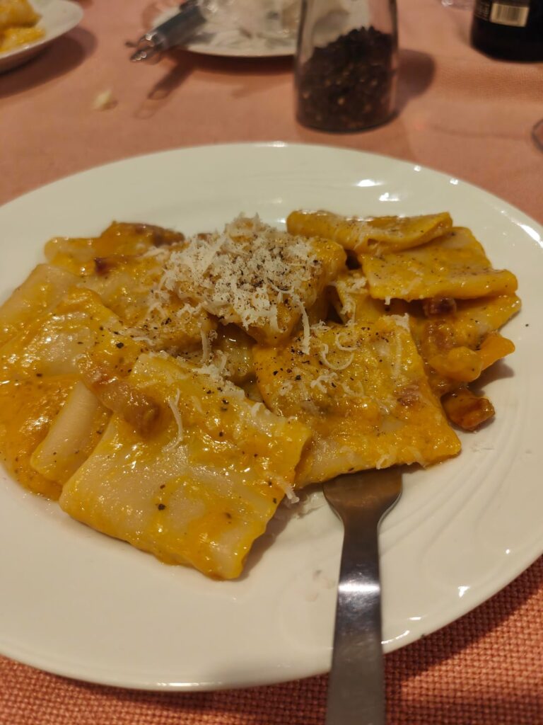 Carbonaran't with pumpkin