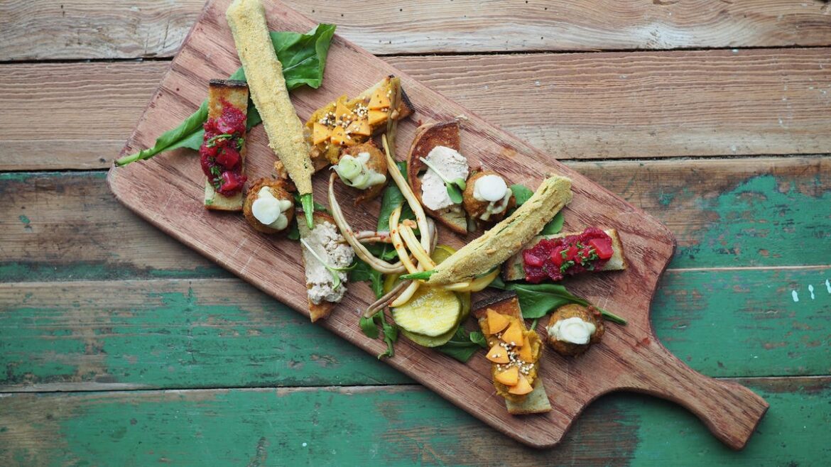 Greenville offers diverse, sparkling restaurant scene Greenville offers diverse, sparkling restaurant scene