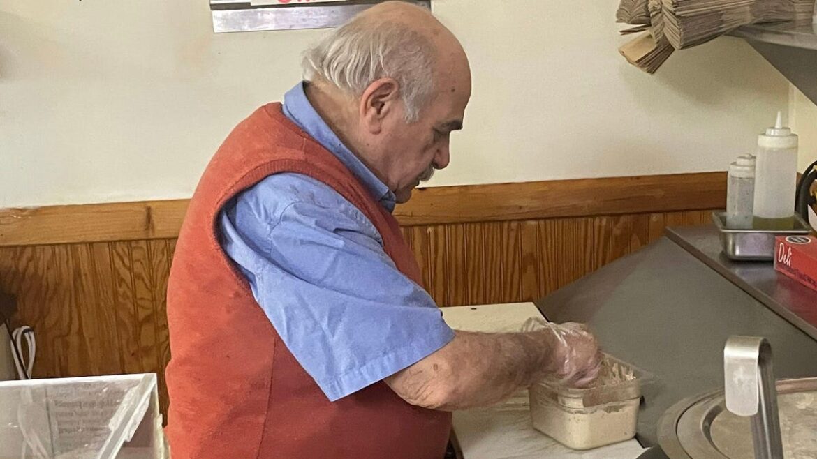 Lazizah Bakery in Yantic CT seeks help to stay open with GoFundMe