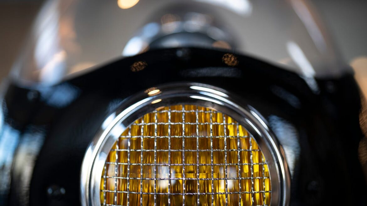 Nashville's Moto Moda brings NY-style pizza, vintage motorcycles