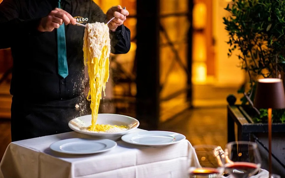 Alfredo alla Scrofa fettuccine