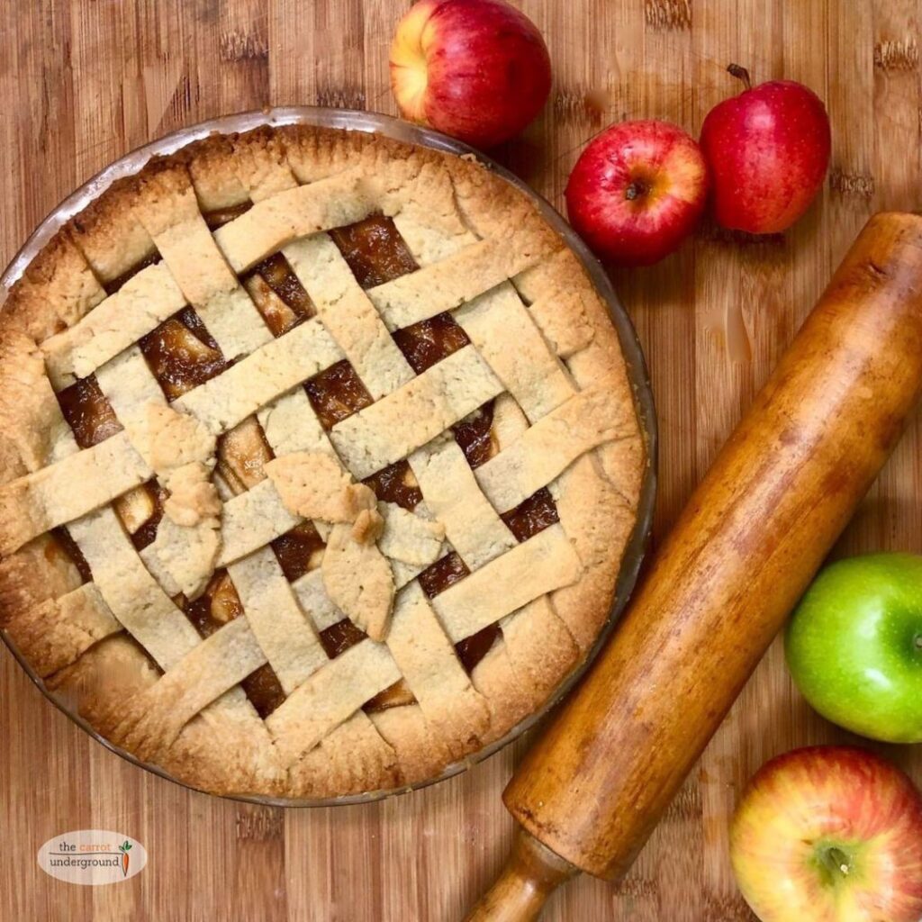 Mom’s Vegan Apple Pie🍏easy & delish!
