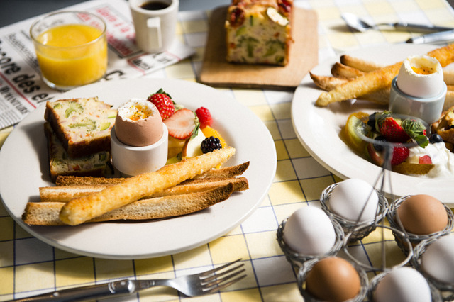 World Breakfast All Day offers a one-plate French breakfast menu (1,500 yen)
